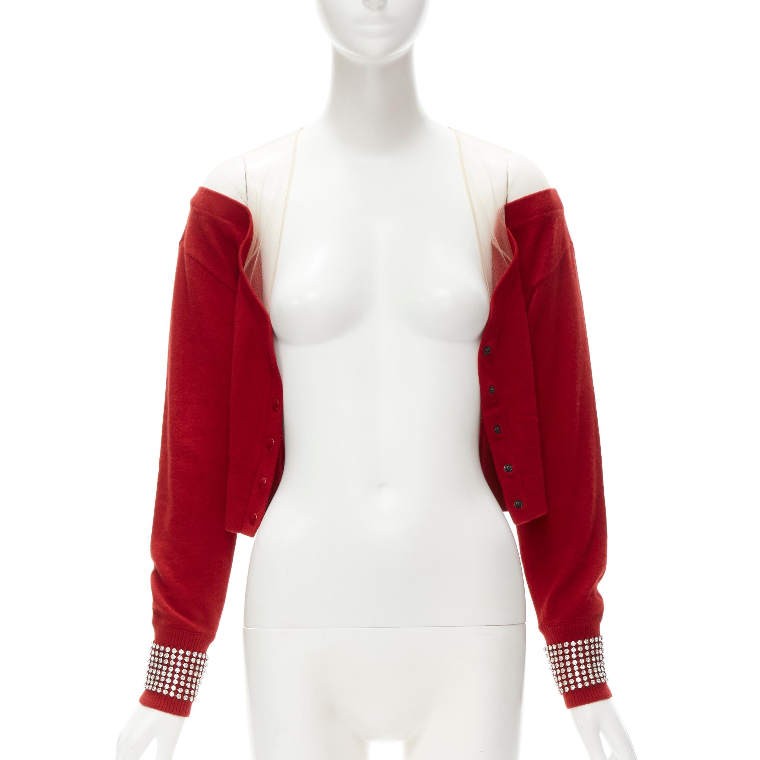 Rouge ALEXANDER WANG - Cardigan à poignets de cristaux en maille nude rouge à épaules décalées S en vente