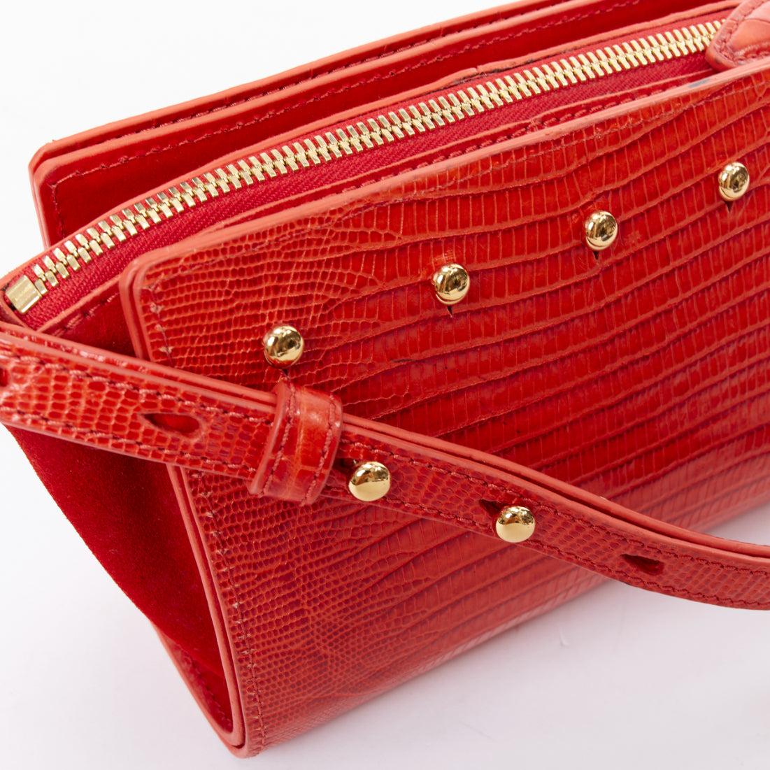 ALEXANDER WANG Pelican Sling rote, mit Krokoprägung versehene Crossbody-Tasche aus Leder im Angebot 3