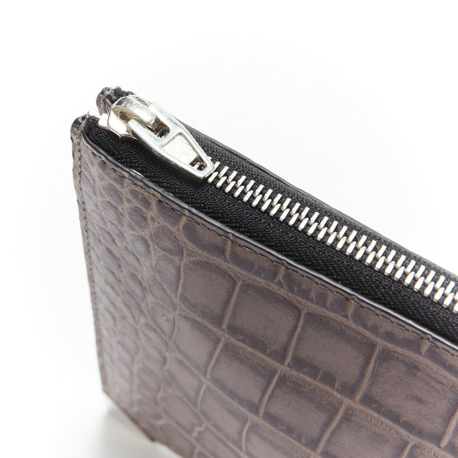 ALEXANDER WANG Prisma clutch portafoglio in pelle con alligatore in rilievo e hardware argento In condizioni ottime a Hong Kong, NT