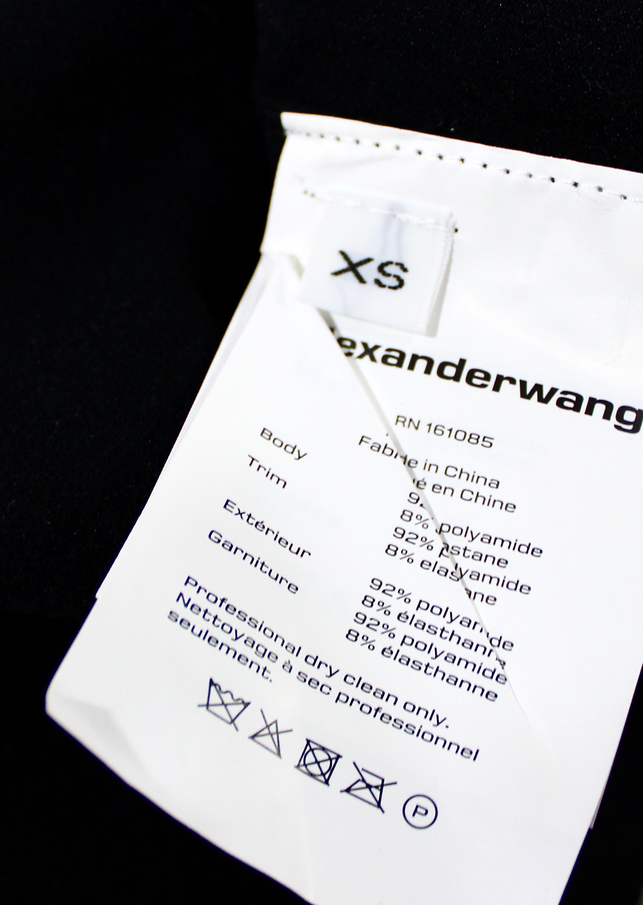 Cárdigan recortado con logo de pedrería Alexander Wang en venta 4