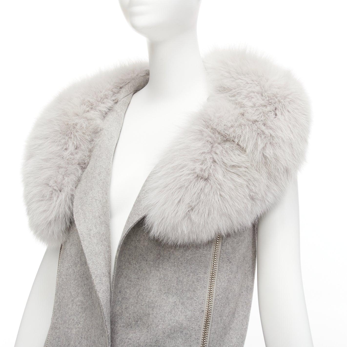 ALEXANDER WANG Saga Furs grey fur collar virgin wool blend vest dress US4 S
Reference: NILI/A00015
Brand: Alexander Wang
Designer: Alexander Wang
Collection: Saga Furs
Material: Fur, Virgin Wool, Blend
Color: Grey
Pattern: Solid
Closure: