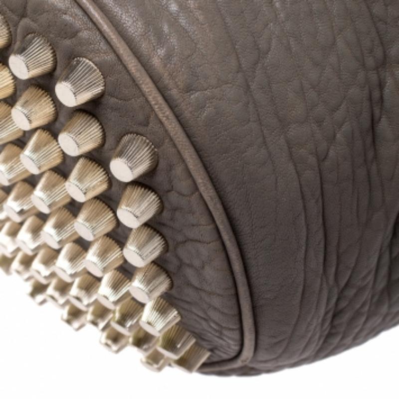 Alexander Wang Taupe Textured Leather Diego Bucket Bag im Angebot 1