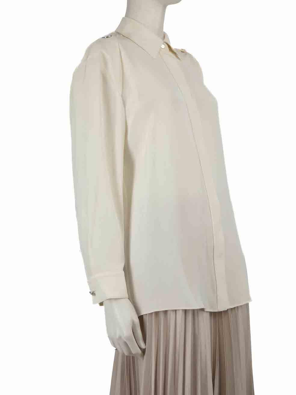 CONDITION is Never worn, with tags. No visible wear to shirt is evident, apart from plucks to the weave at the front due to poor storage on this new Alexander Wang designer resale item.
 
 
 
 Details
 
 
 White
 
 Silk
 
 Shirt
 
 Button up