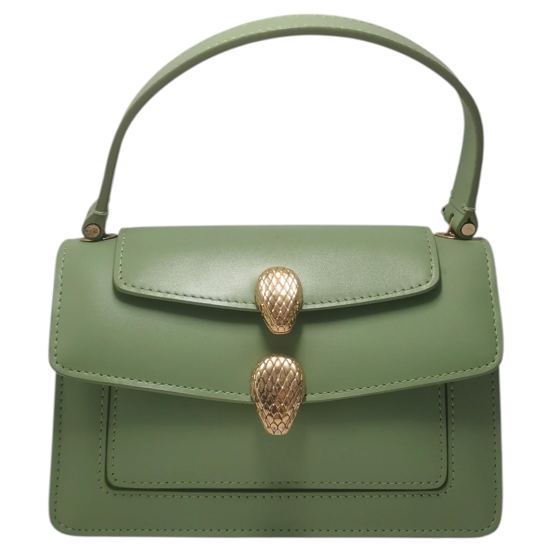 Borsa piccola 3-Way Serpenti Forever Green di Alexander Wang x Bvlgari