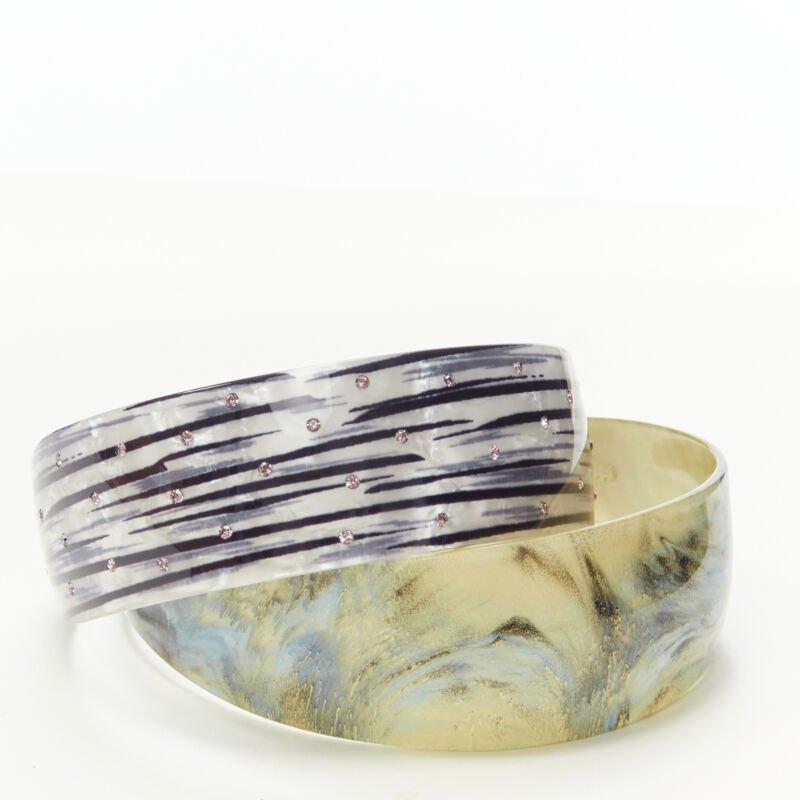 ALEXANDER ZOUAR LOT OF 2I pink crystal black striped marble acrylic headband
Reference: ANWU/A00211
Brand: Alexandre Zouari
Designer: Alexandre Zouari
Material: Acrylic
Color: Multicolour
Pattern: Multi
Extra Details: AZ brand charm present. 4.5cm