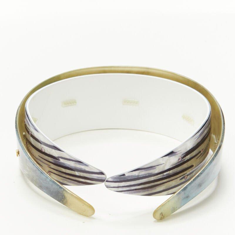 ALEXANDER ZOUAR LOT OF 2I pink crystal black striped marble acrylic headband In Excellent Condition For Sale In Hong Kong, NT