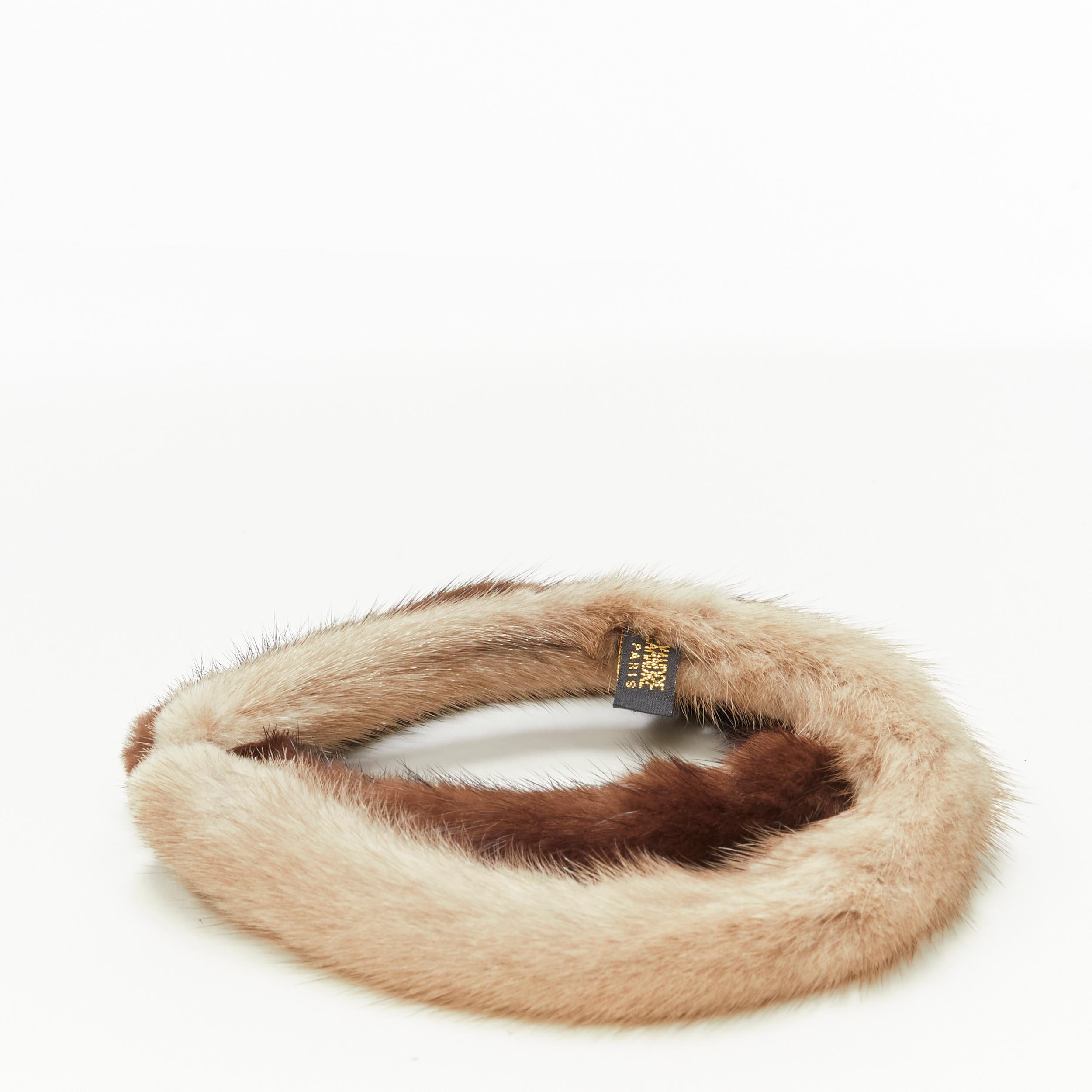 ALEXANDER ZOUARI 2X brown natural grey mink fur headband
Brand: Alexandre Zouari
Designer: Alexandre Zouari
Material: Fur
Color: Brown
Pattern: Solid
Made in: France

CONDITION:
Condition: Excellent, this item was pre-owned and is in excellent