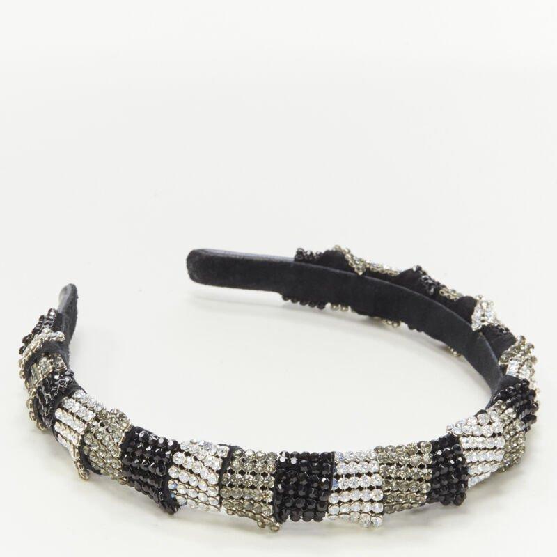 ALEXANDER ZOUARI black silver crystal encrusted headband
Reference: ANWU/A00207
Brand: Alexandre Zouari
Designer: Alexandre Zouari
Material: Suede
Color: Black, Silver
Pattern: Solid
Lining:  Suede
Made in: France

CONDITION:
Condition: Excellent,