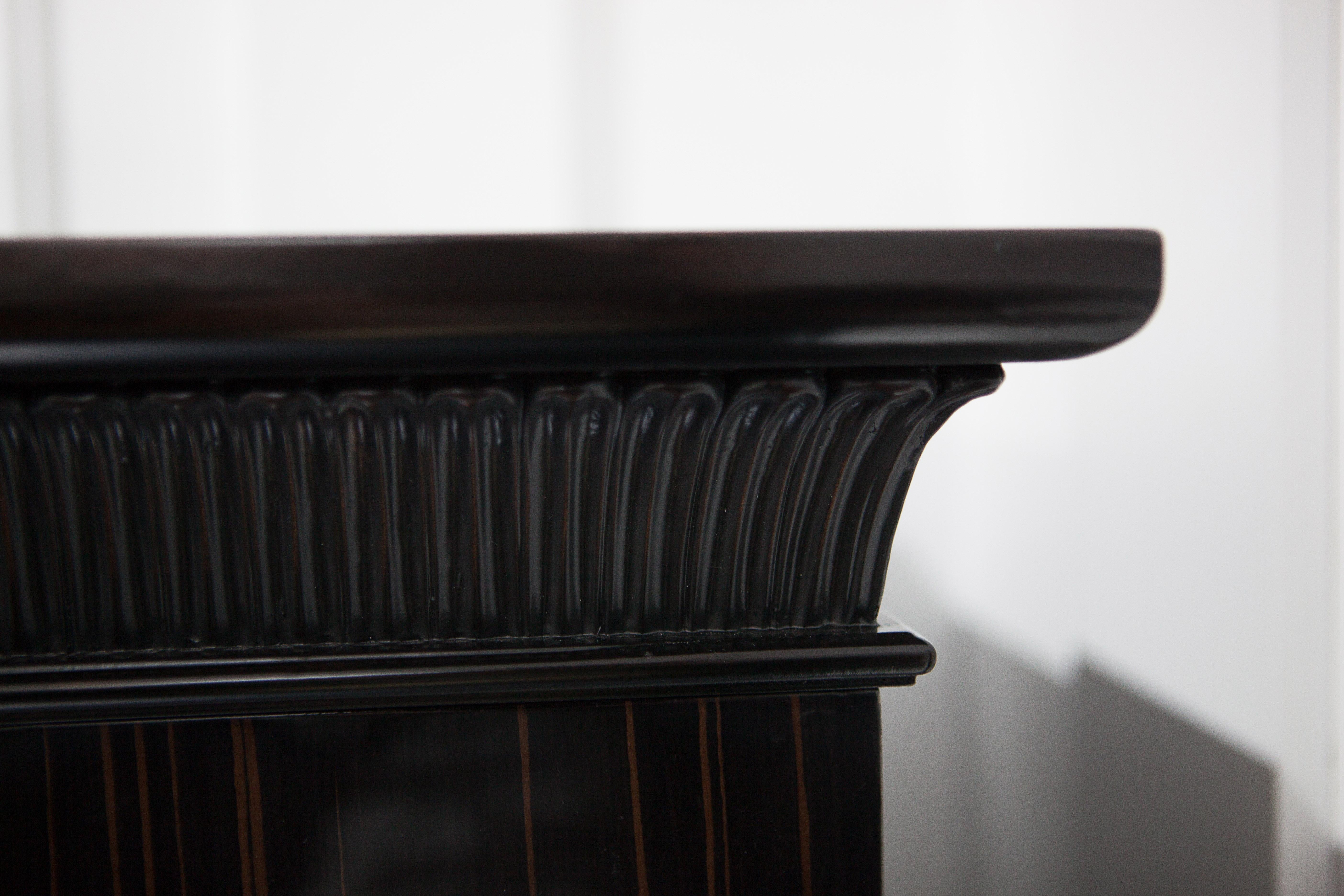 Dresser Chinoiserie Style Ebony Gloss Wood, White Dragon Sculpture, in Stock In Excellent Condition For Sale In Hong Kong, HK