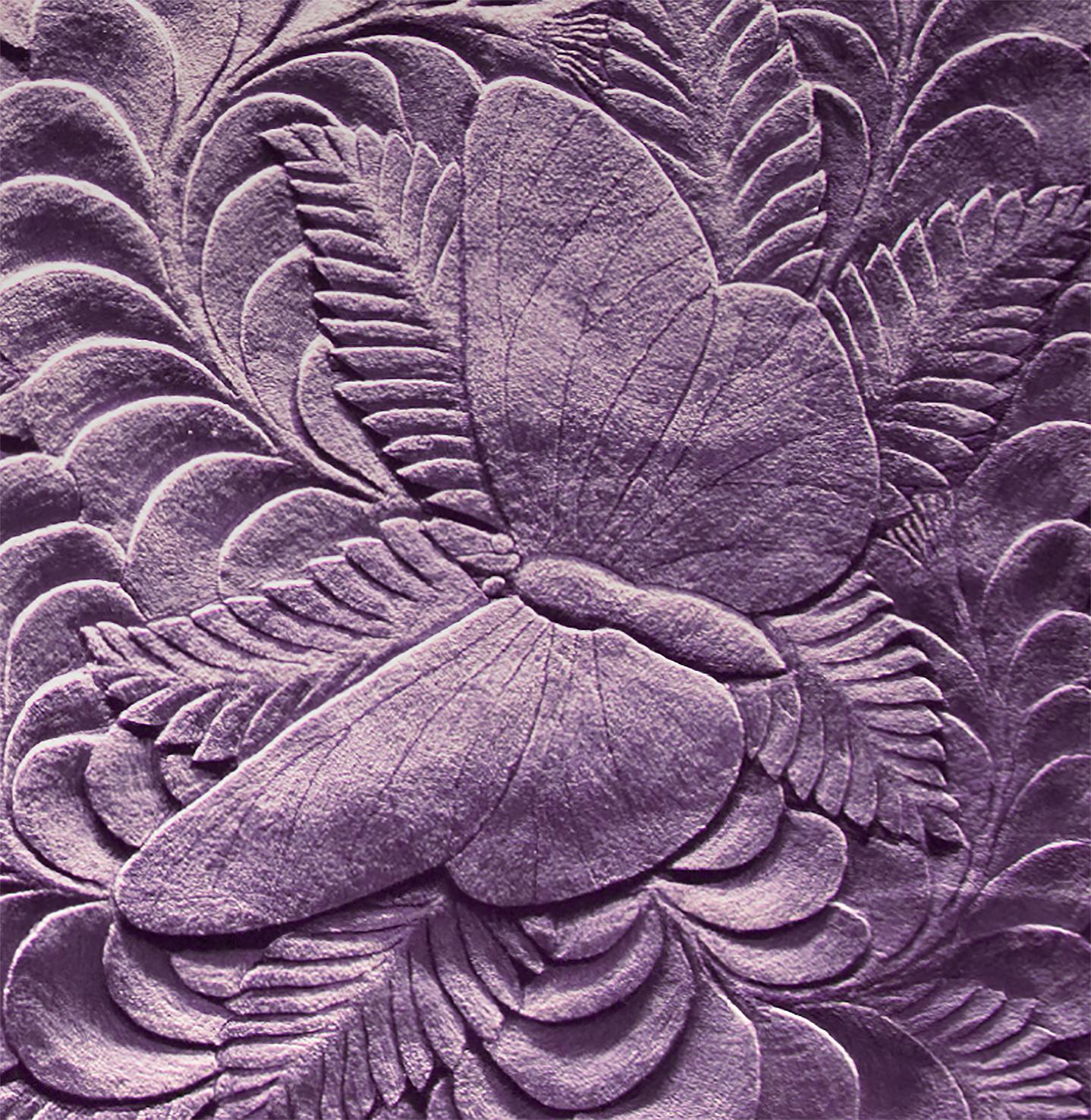 Alfombra de lana europea occidental con efecto escultórico,  Mariposas amatista Siglo XXI y contemporáneo en venta