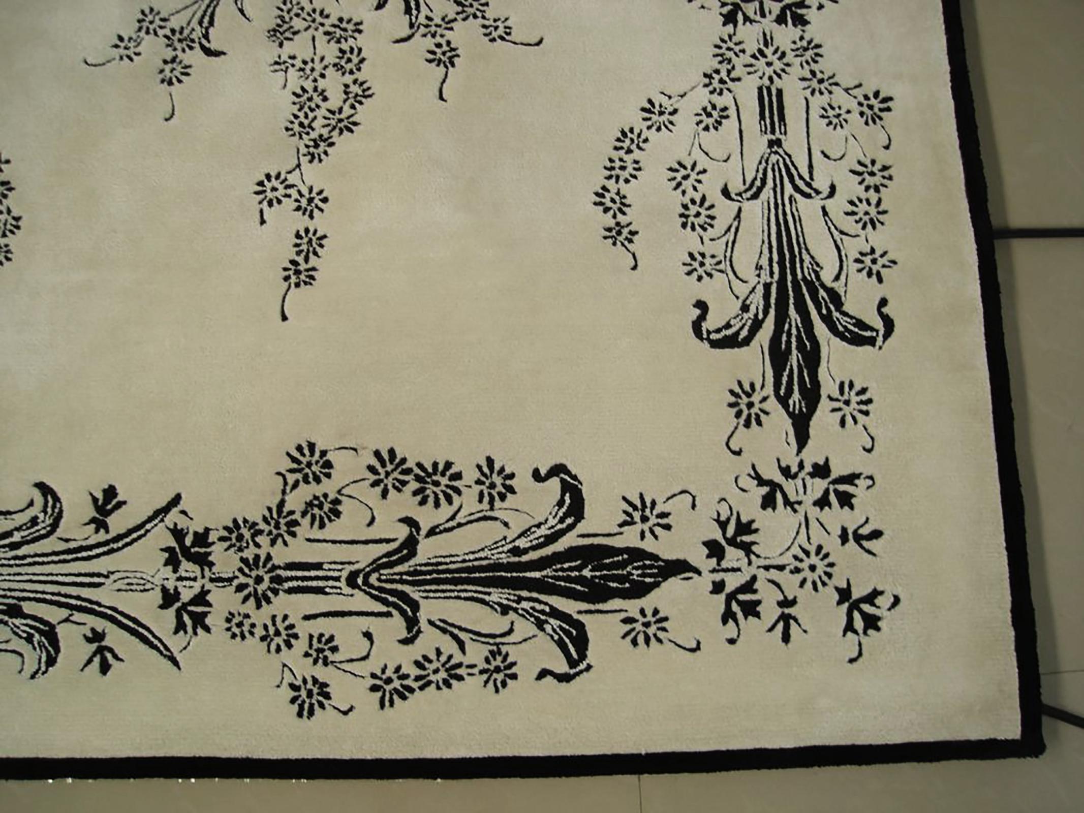 Western European Silk Tufted Area Rug, White and Black Design, Custom Order In New Condition For Sale In Hong Kong, HK