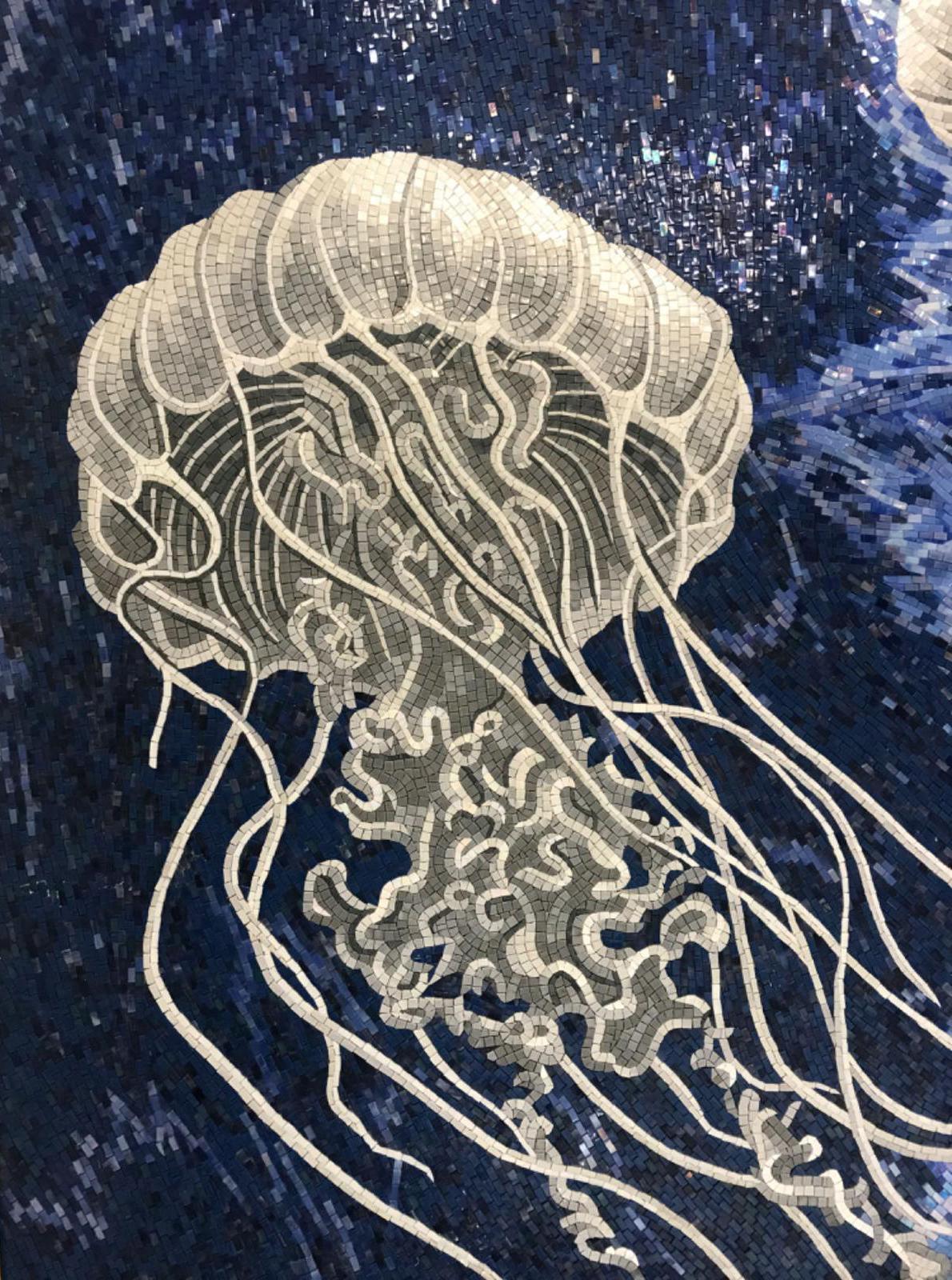 Cinese Murales blu in marmo e vetro con disegno di pesciolini di gelatina in vendita
