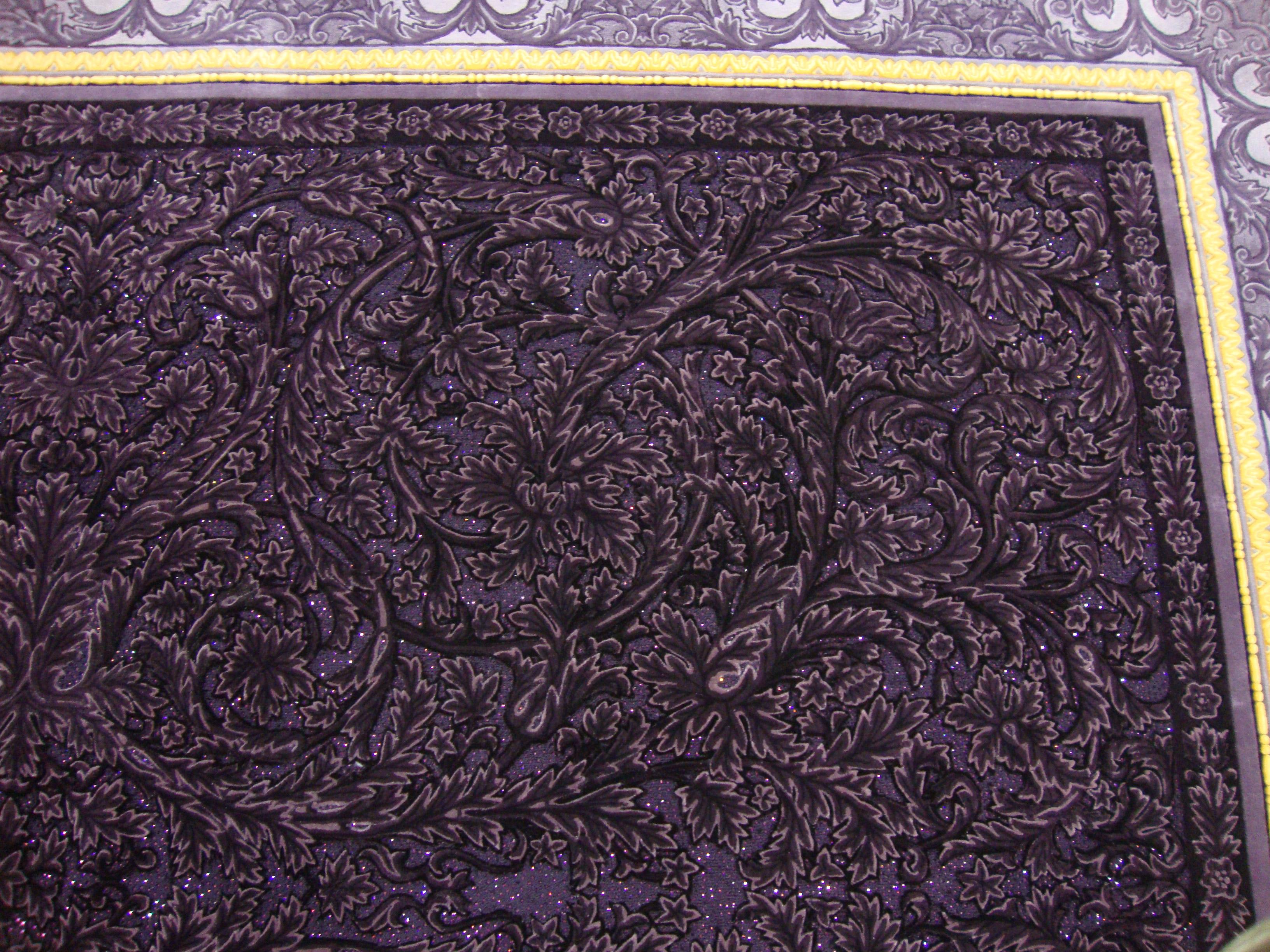 Western European Silk Tufted Area Rug Neoclassica For Sale 2