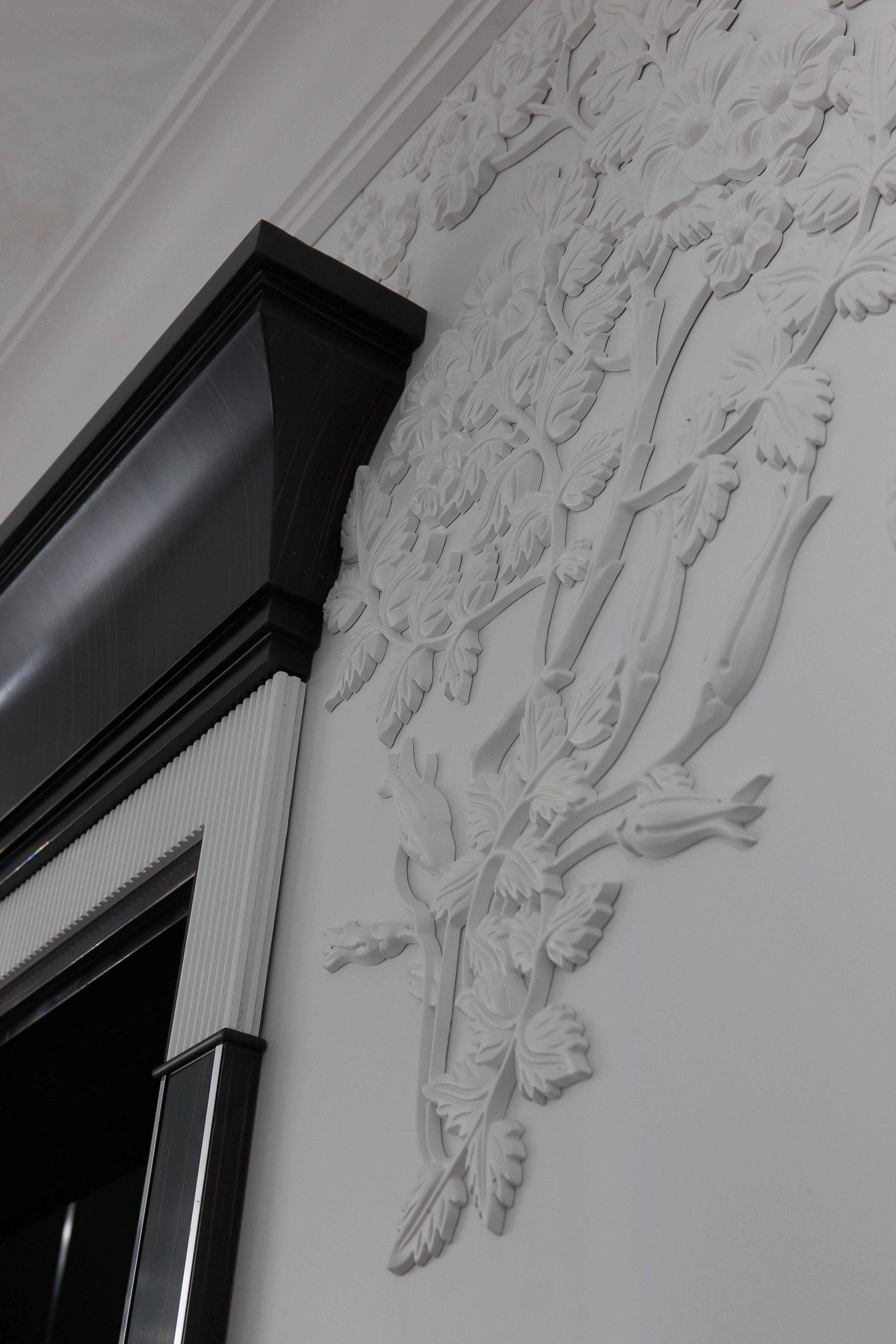 Contemporary Solid Wood Panel in White and Ebony Finishing with Lalique Glass, Custom Made For Sale