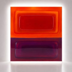 Chromatic Pulse – Arte lumínico en naranja y burdeos con resina y LED, 80 cm