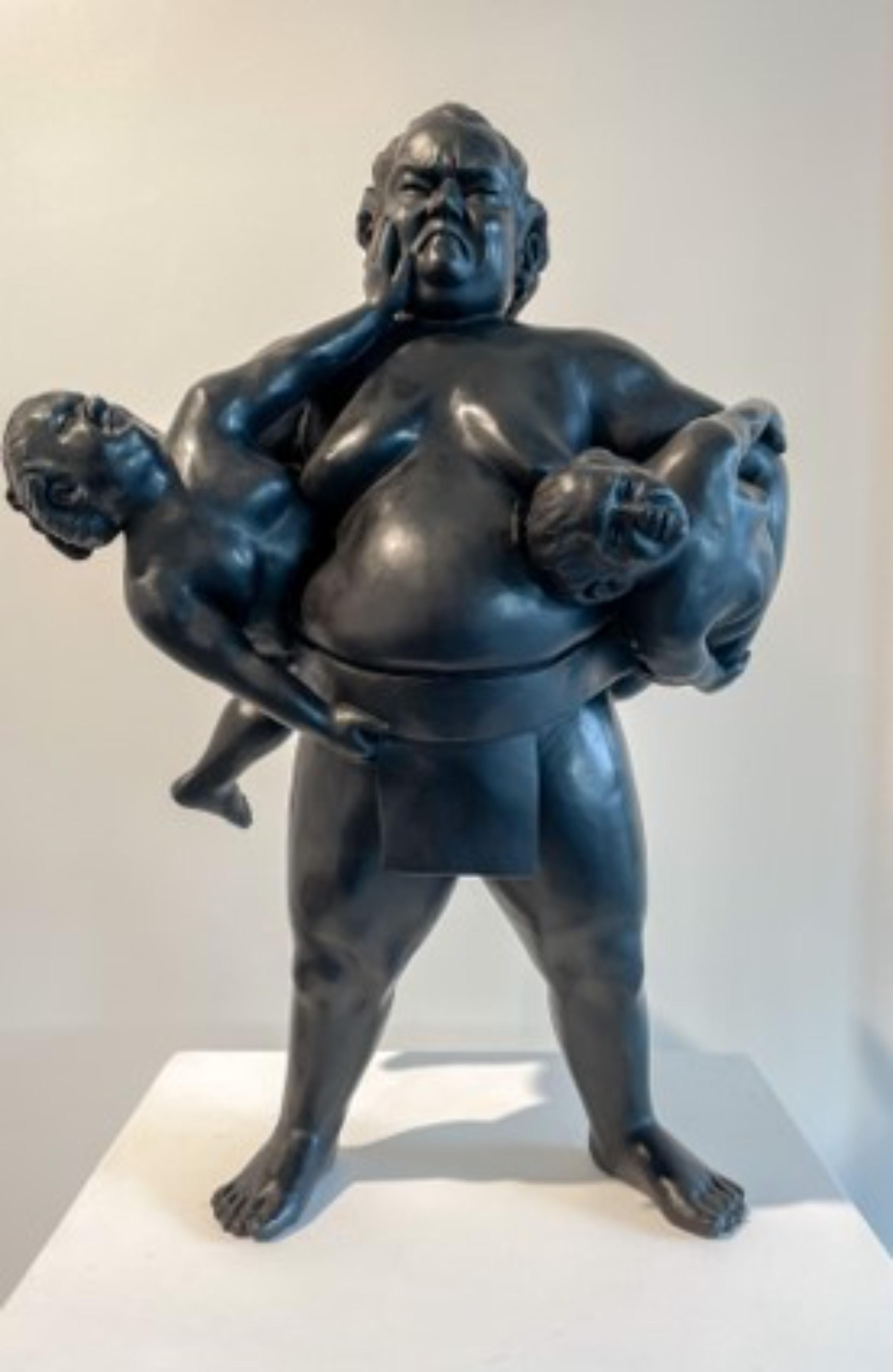Alexandra Gestin Figurative Sculpture - Le Trio musclé