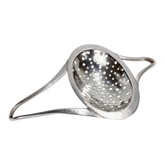 Alexandra Solowij Watkins Colino da tè o da cocktail modernista in argento sterling