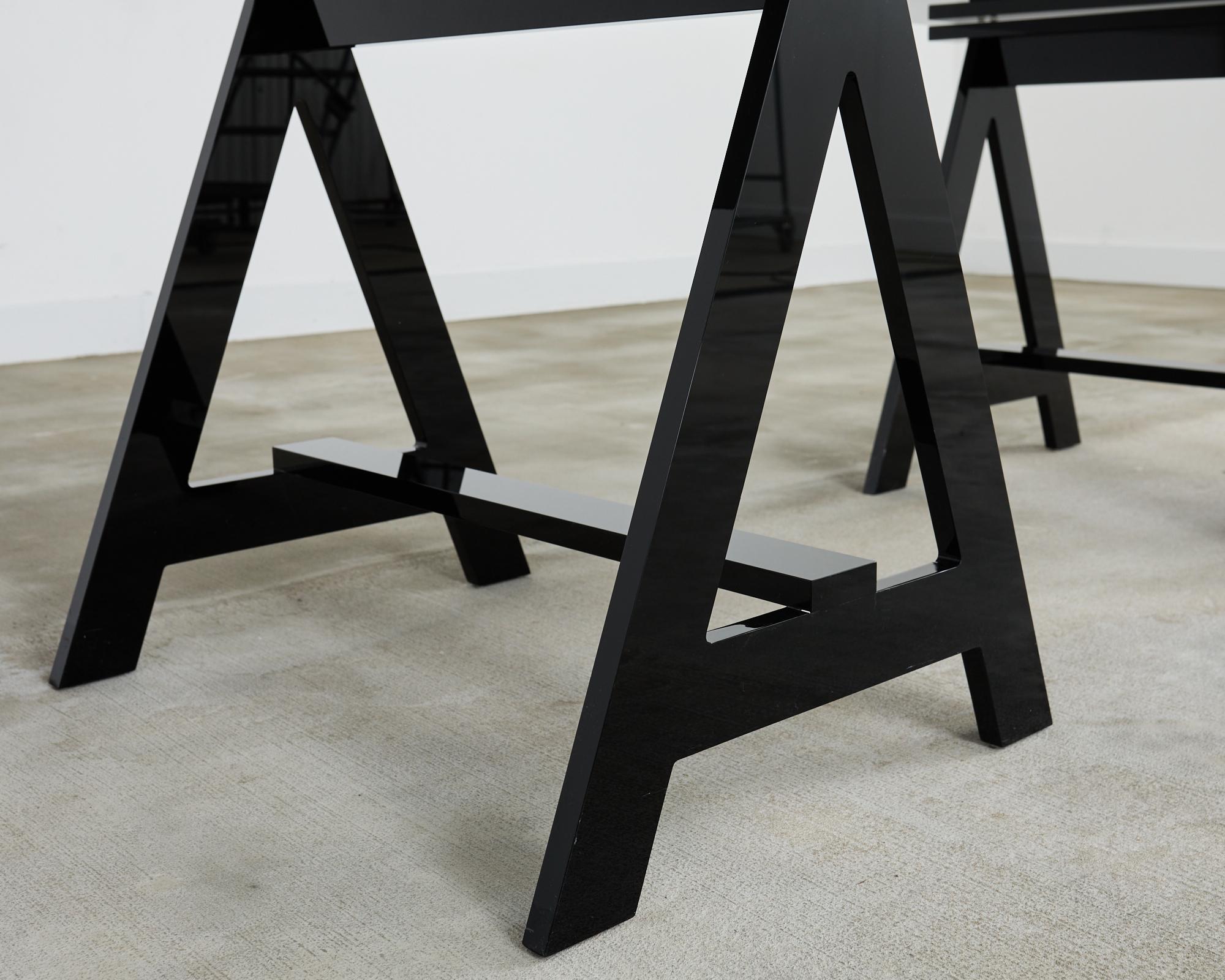 Alexandra Von Furstenberg Blacksmith Table de bureau en acrylique en vente 5