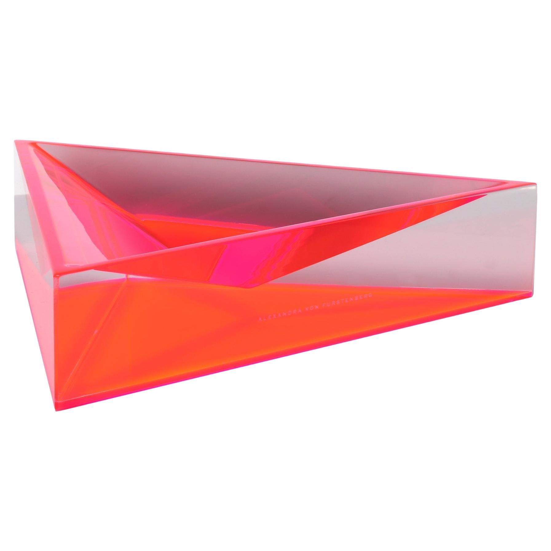 Alexandra Von Furstenberg Acrylic Delta Dish in Pink