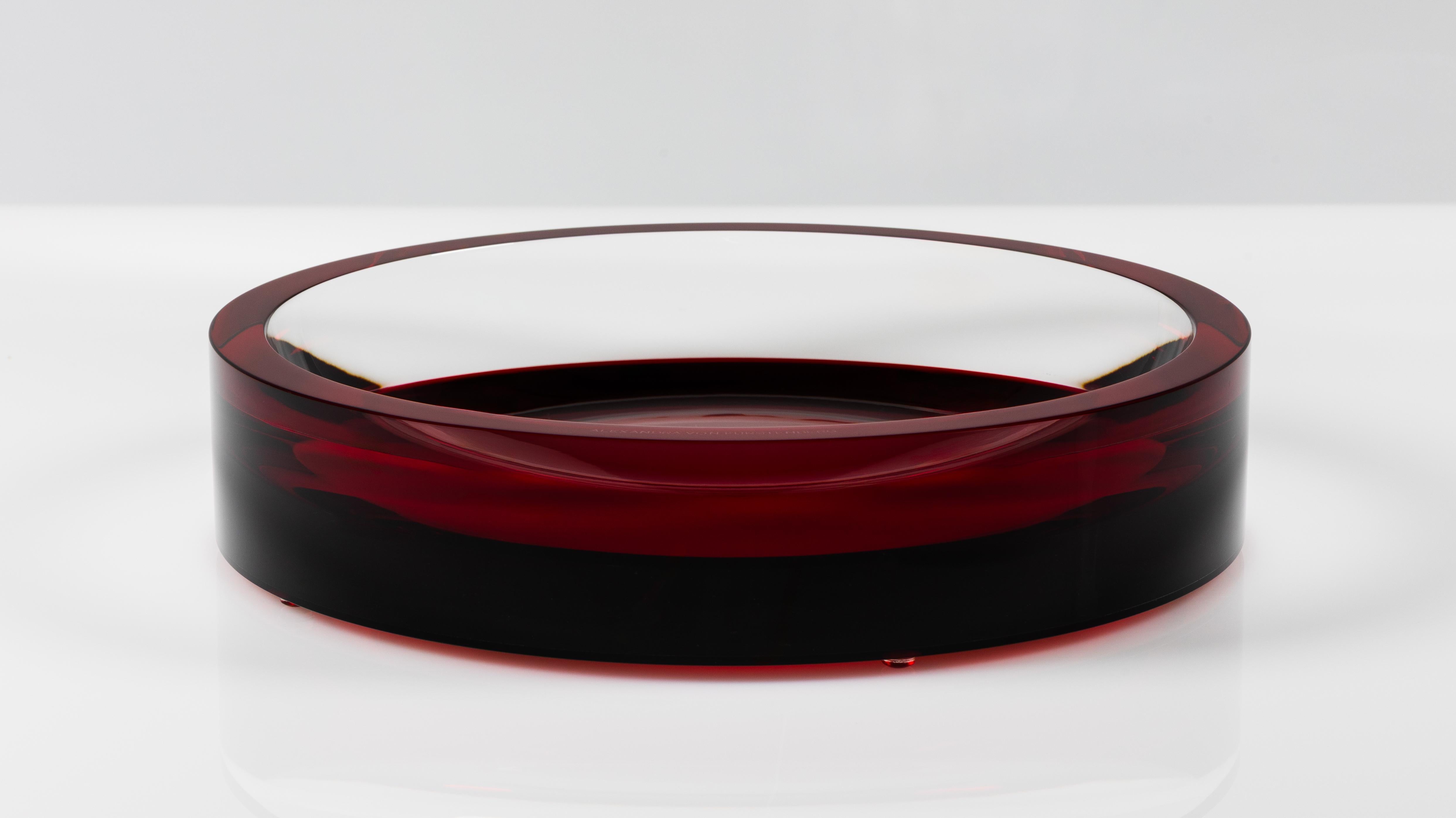 Alexandra Von Furstenberg Bol Acrílico Redondo Infinito en Rubí Extra Grande Moderno en venta