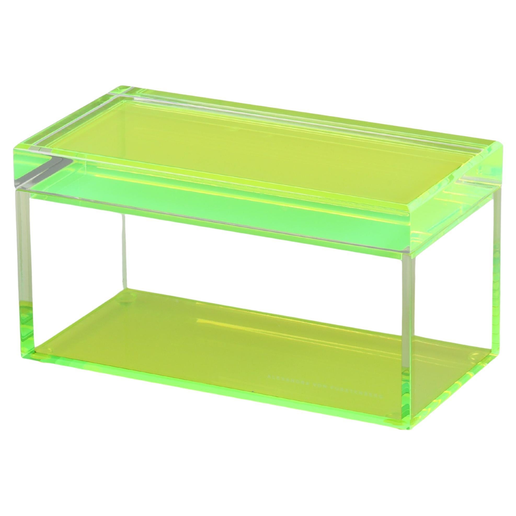 Alexandra Von Furstenberg Caja acrílica del tesoro en verde - Caja de almacenaje mediana