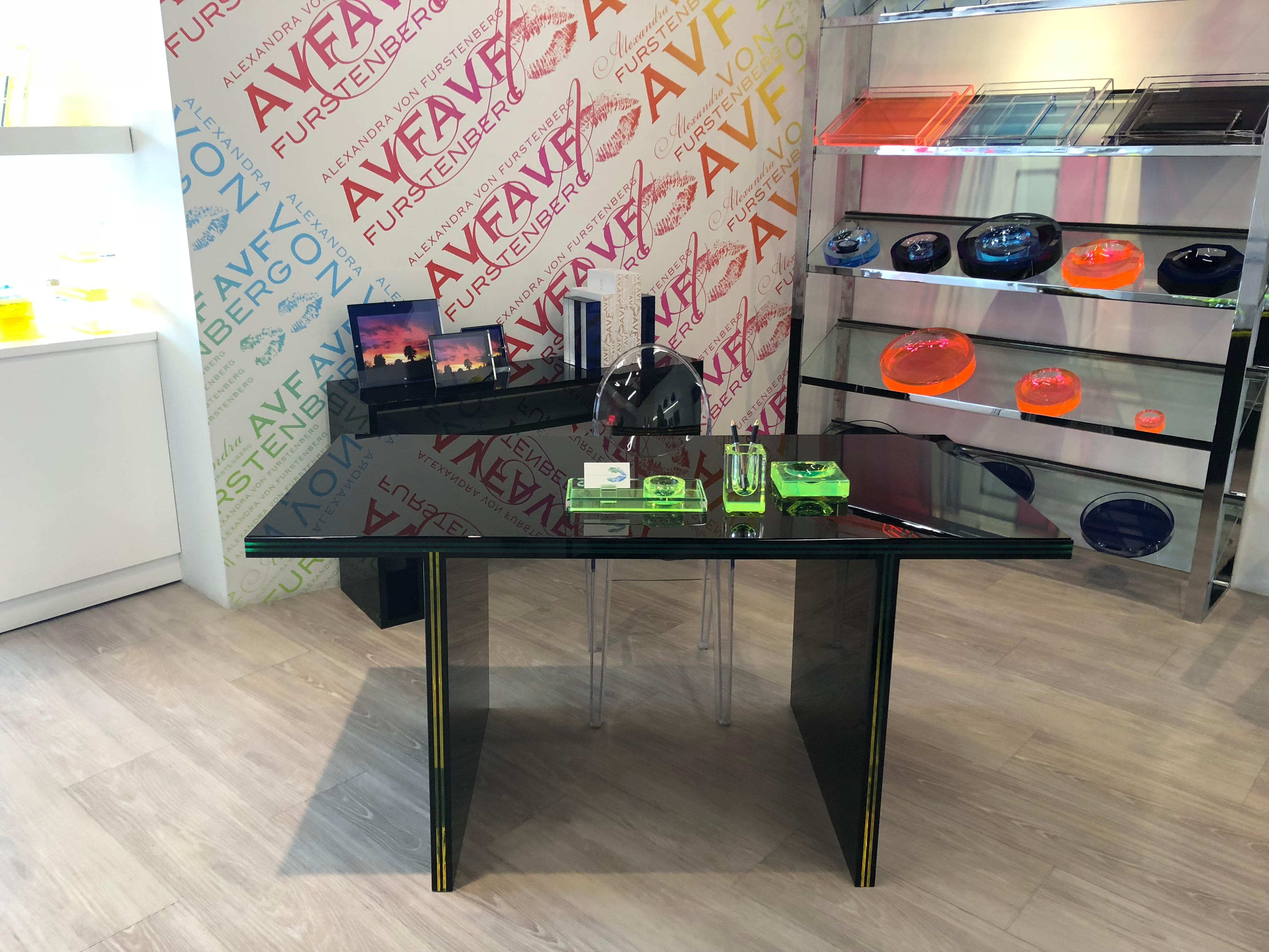 Contemporary Alexandra Von Furstenberg AVF Desk Table in Black and Green Acrylic For Sale