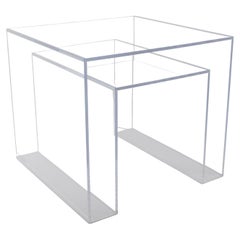 Alexandra Von Furstenberg Mesa Auxiliar Grande Brillante en Blanco y Acrílico Transparente