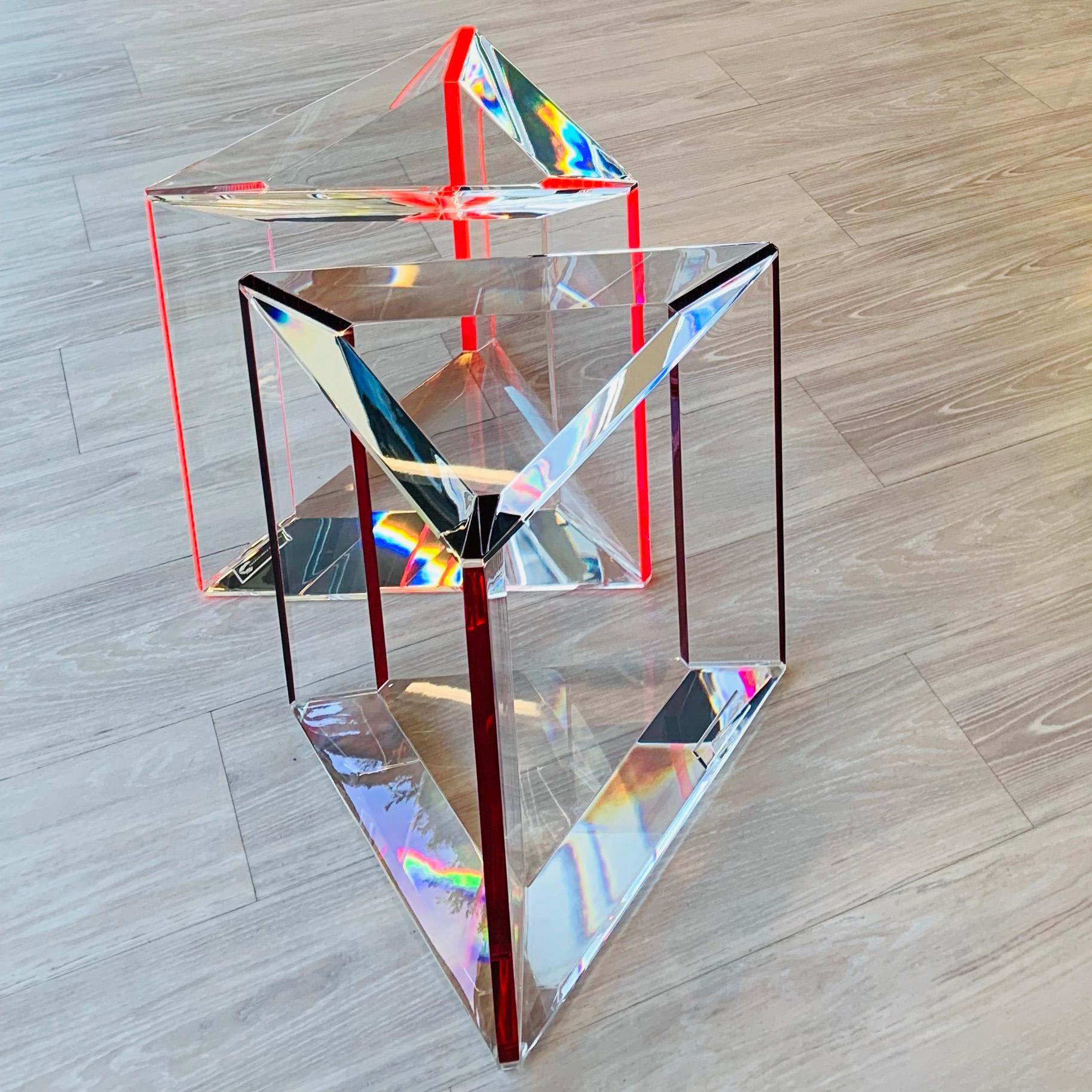 Alexandra Von Furstenberg Trillion Side Table in Red and Clear Acrylic In Good Condition For Sale In Los Angeles, CA