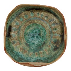 Petite assiette ou bol bas en poterie Art Nouveau français Alexandre Bigot