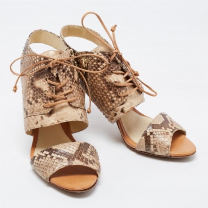 Alexandre Birman Beige/Braun Schlangenhaut Schnürsandalen Größe 39.5 im Angebot 2