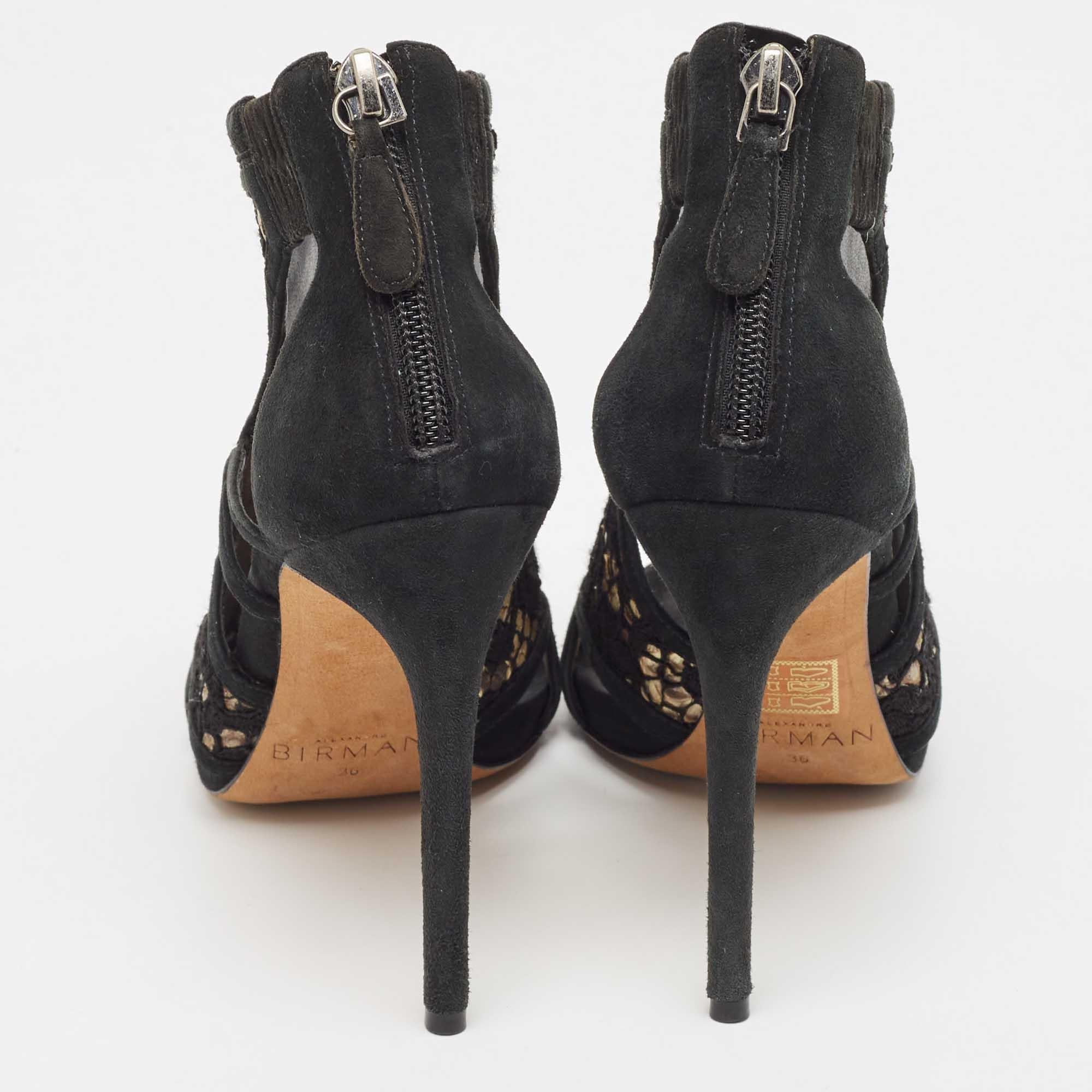 De las mujeres Alexandre Birman Sandalias negras de malla y ante con tira al tobillo talla 36 en venta