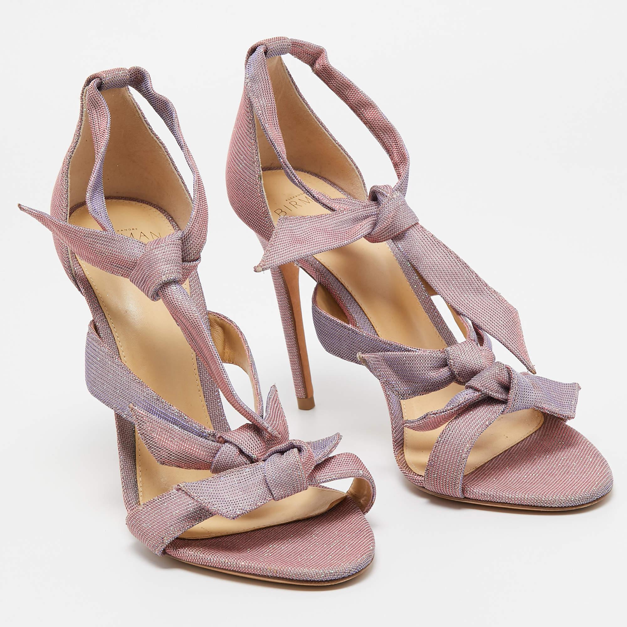 Alexandre Birman Purple Fabric Crystal Embellished Gianna Sandals Size 39 In Good Condition For Sale In Dubai, Al Qouz 2
