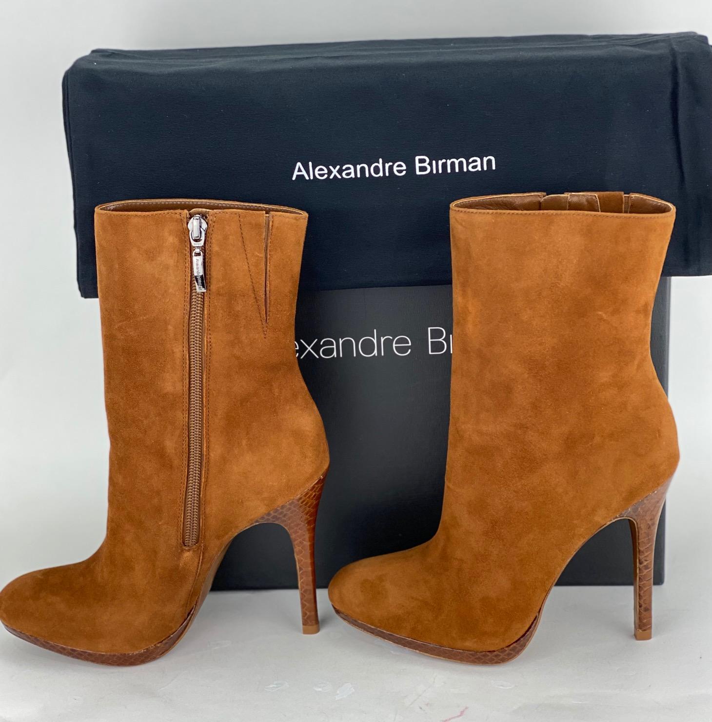 Alexandre Birman Salto Mela Pata Havana Suede Leather Brown Heel Boots  In New Condition In Freehold, NJ