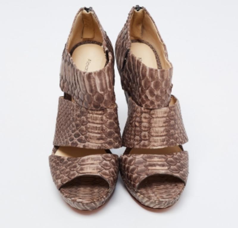 Marrone Alexandre Birman Sandali con zeppa in pelle pitonata bicolore misura 36 in vendita