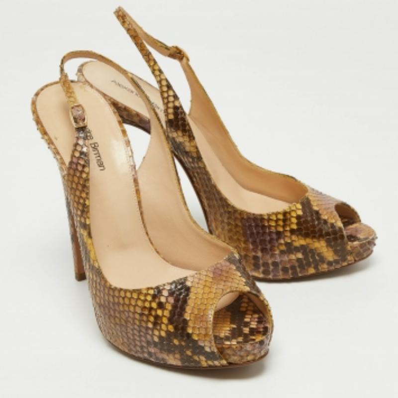 Alexandre Birman Pumps Peep Toe in pelle di serpente giallo/marrone misura 37 in vendita 1