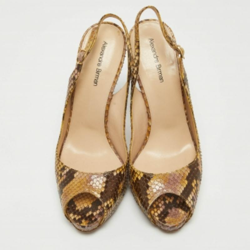 Alexandre Birman Pumps Peep Toe in pelle di serpente giallo/marrone misura 37 in vendita 2