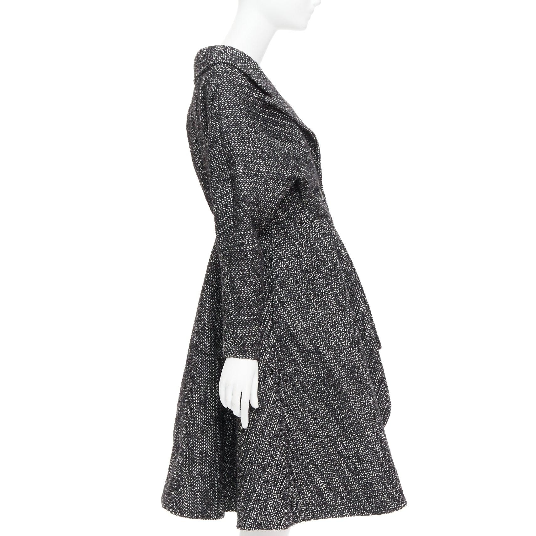 ALEXANDRE BLANC grey virgin wool blend tweed dolman swing coat FR34 XS In Excellent Condition For Sale In Hong Kong, NT