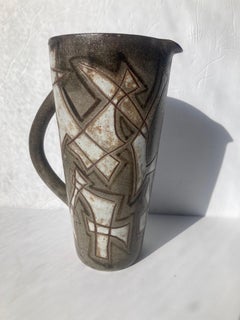 Alexandre Kostanda céramique , poterie abstrait  vessel / pichet , Vallauris .