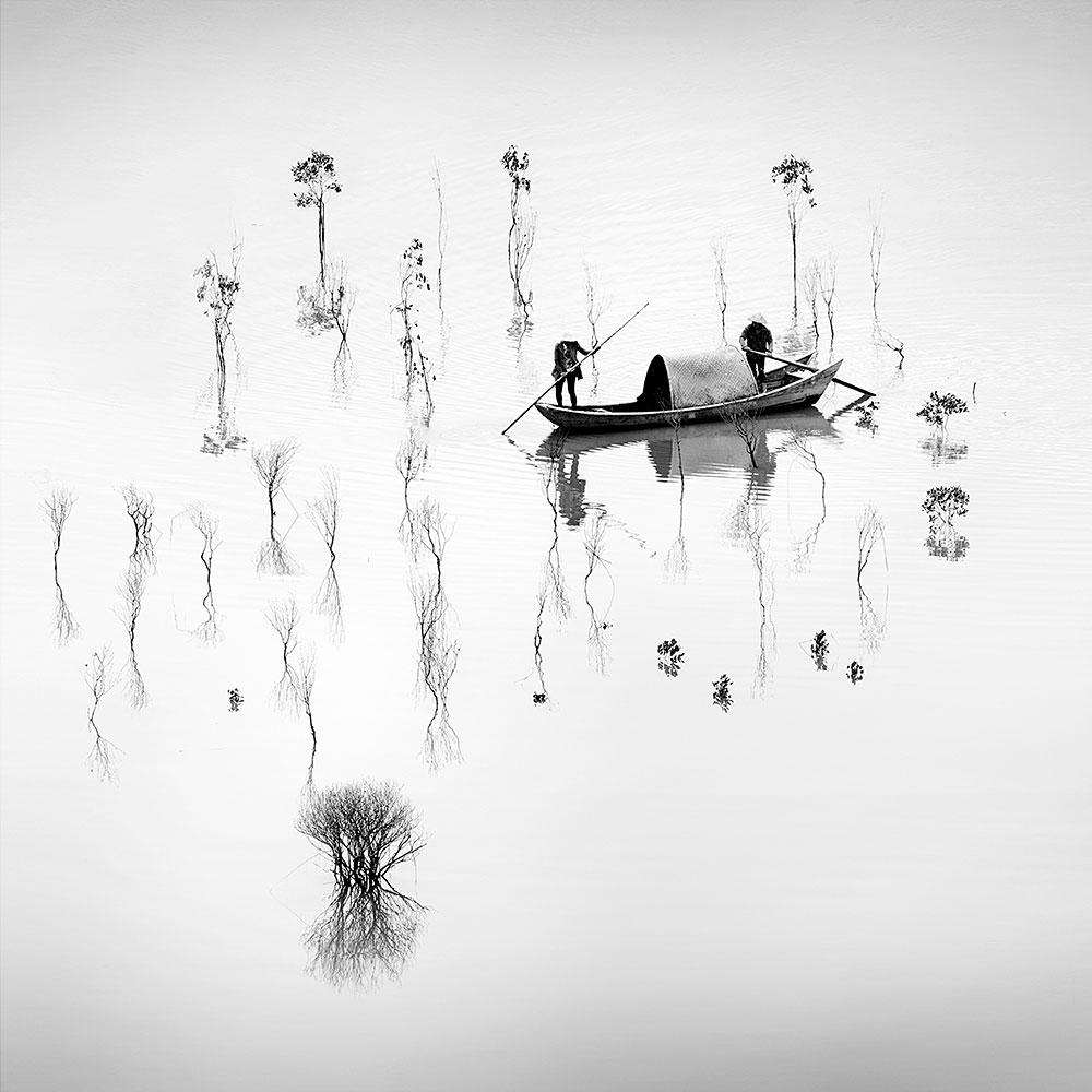 Lost in Abstraction 7, China (Photographie N&B) - Gris Landscape Photograph par Alexandre Manuel