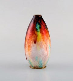 Alexandre Marty pour Limoges, France, Vase Art Nouveau en bronze avec émail