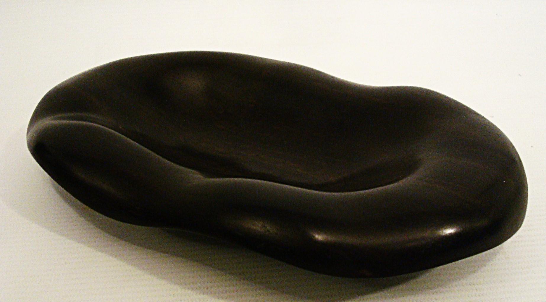 Alexandre Noll Cenicero / Plato de madera de ébano para puros Firmado, Francia, circa 1950's Moderno de mediados de siglo en venta