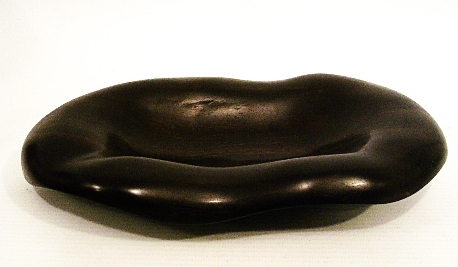 Alexandre Noll Cenicero / Plato de madera de ébano para puros Firmado, Francia, circa 1950's Francés en venta