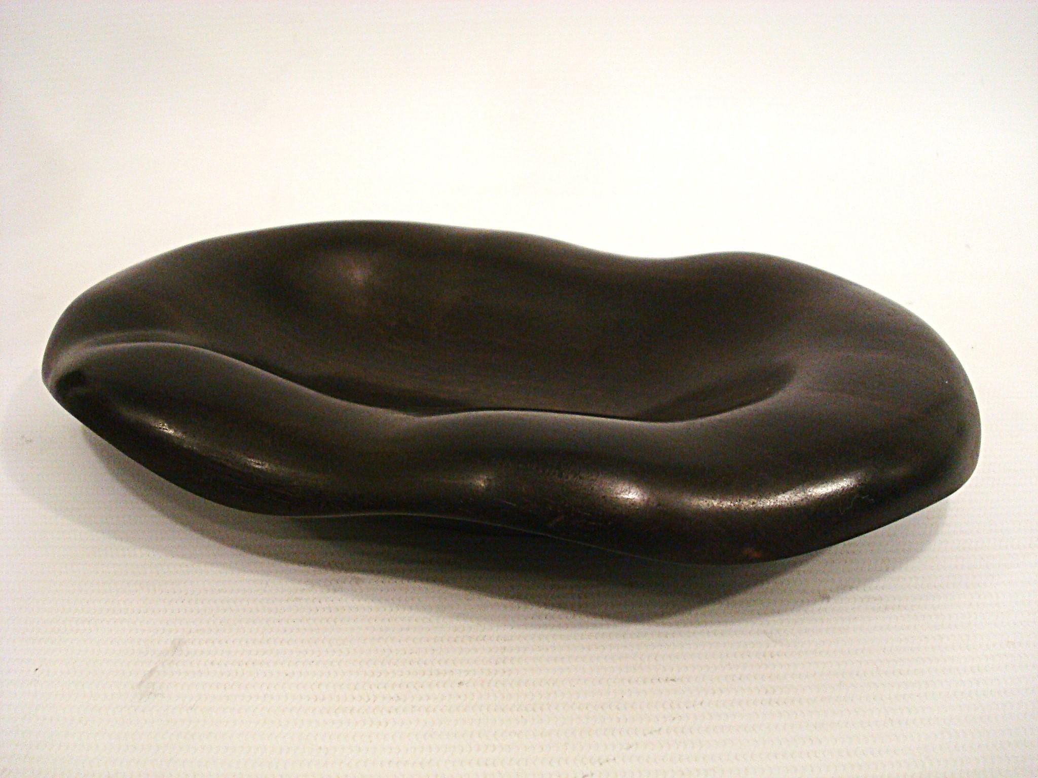 Alexandre Noll Cenicero / Plato de madera de ébano para puros Firmado, Francia, circa 1950's en venta 1