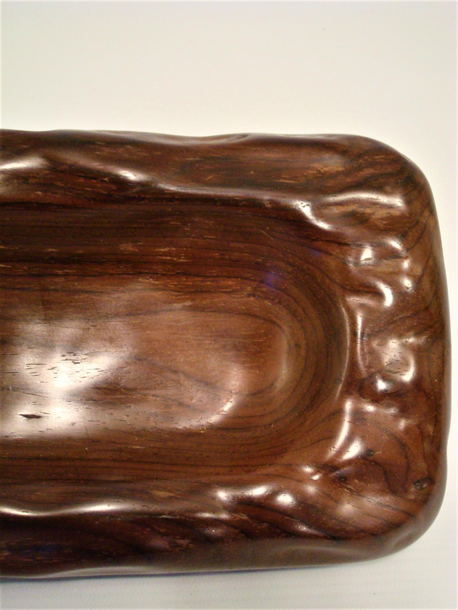 Cenicero de madera exótica para puros Alexandre Noll Cuenco / Plato Firmado, Francia, hacia 1950 en Bueno estado para la venta en Buenos Aires, Olivos