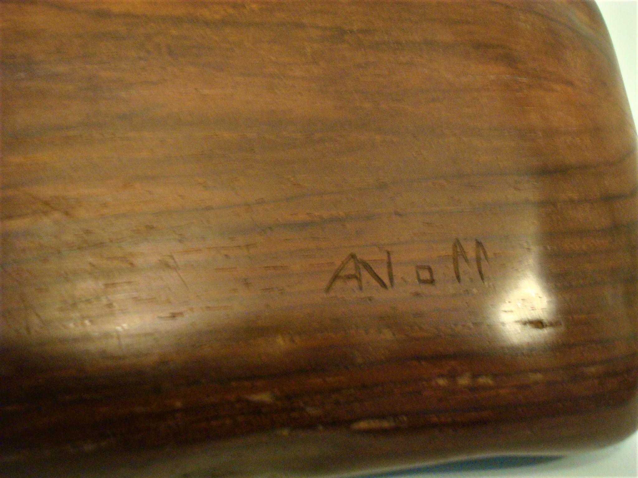 Cenicero de madera exótica para puros Alexandre Noll Cuenco / Plato Firmado, Francia, hacia 1950 Madera en venta