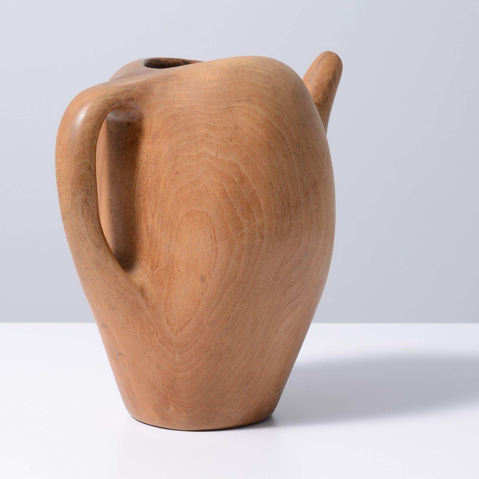 Alexandre Noll Pitcher In Good Condition For Sale In Lake Worth Beach, FL