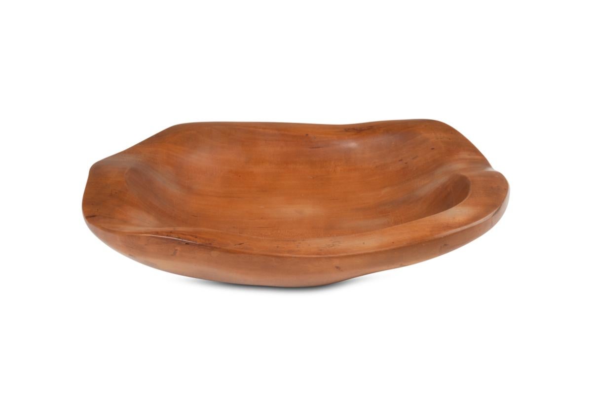 Alexandre Noll

Ciotola intagliata organicamente in legno di pero

Opere francesi degli anni '40-'50.

Dimensioni: H. 5 x L. 28 x P. 22 cm

Numero di catalogo: LS6539756B
