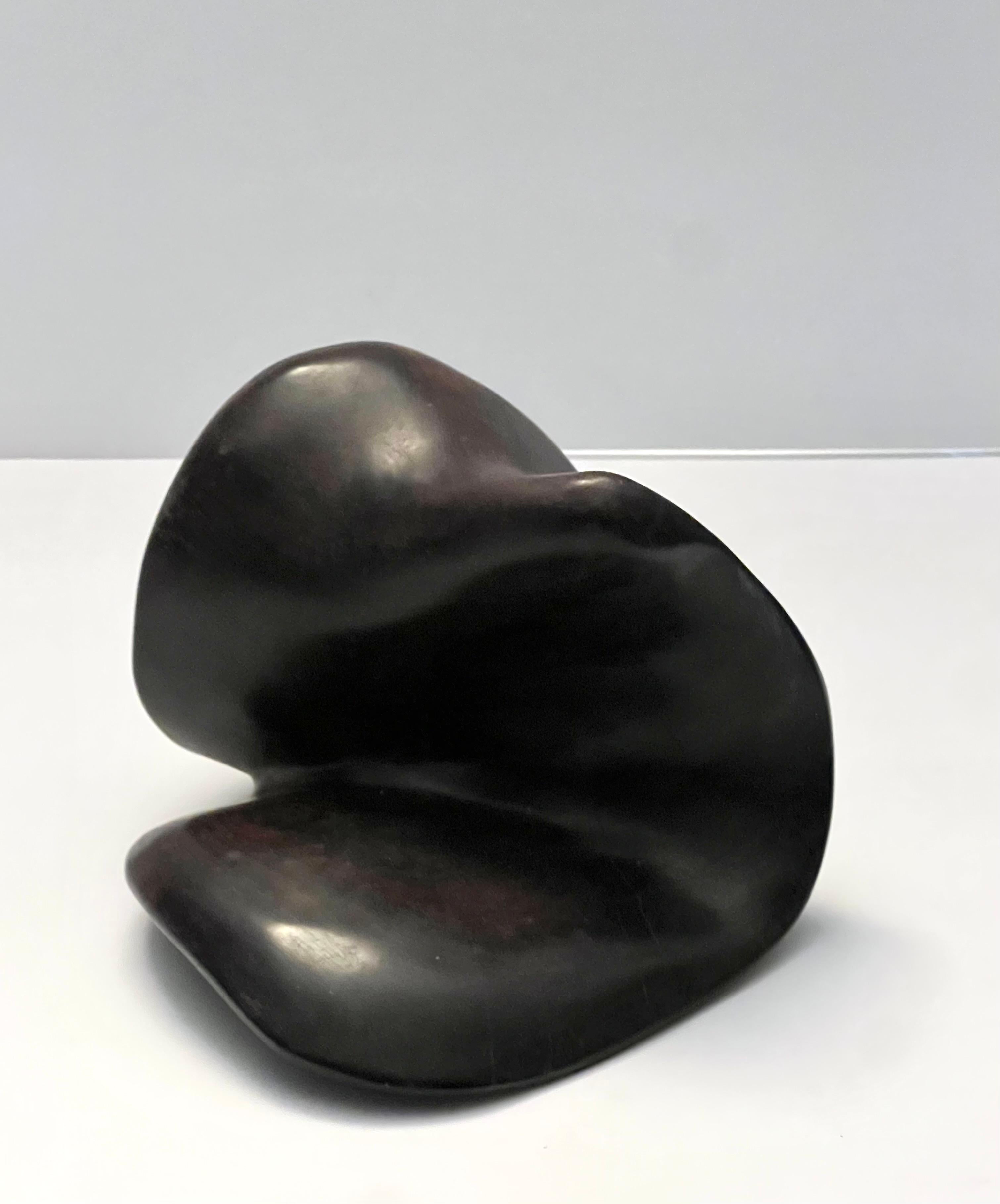 Francese Scultura di conchiglie intagliate in stile Alexandre Noll  Legno in vendita
