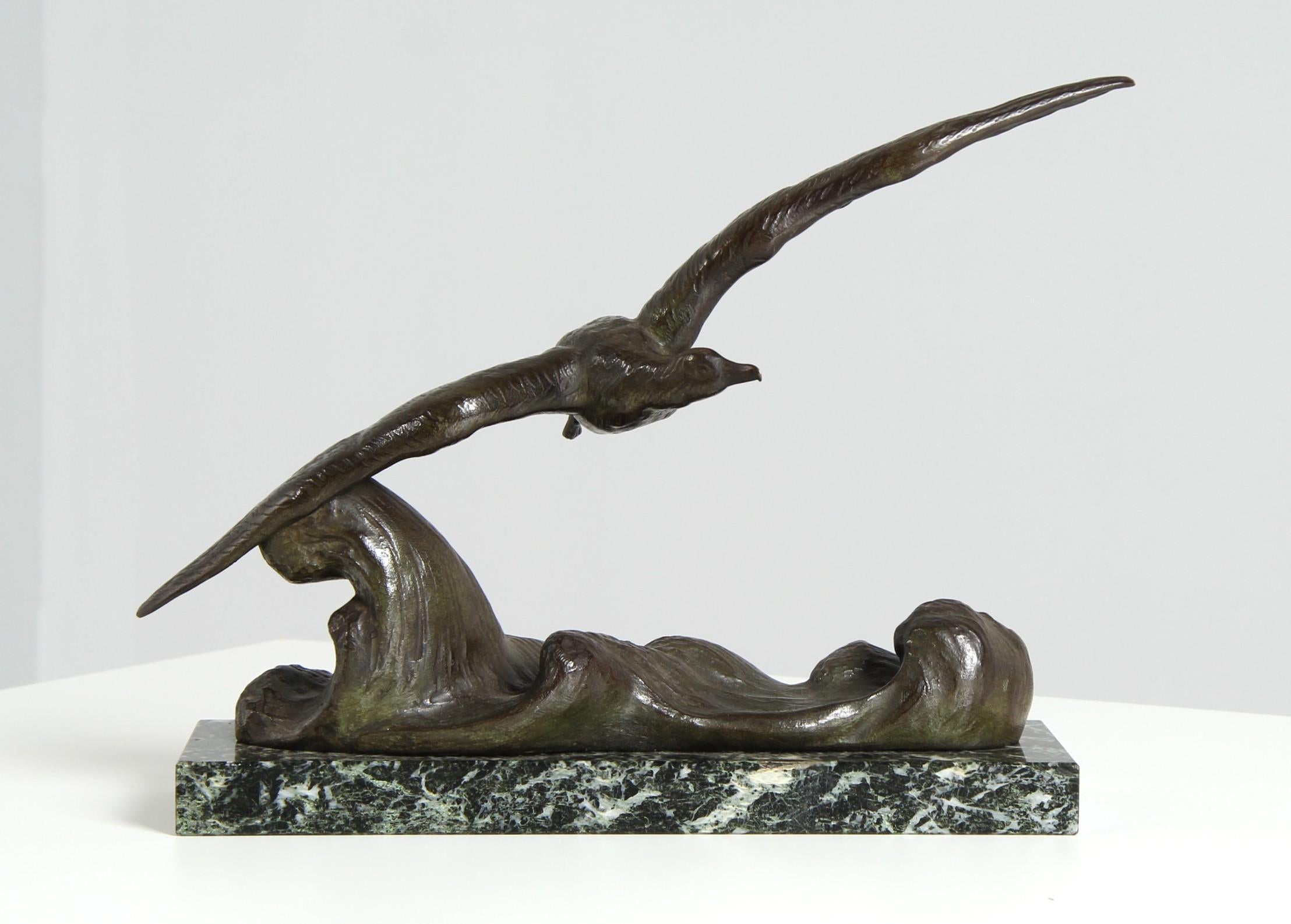 Art Deco Alexandre Ouline, Bronze Sculpture of a Flying Albatross, 1920s For Sale