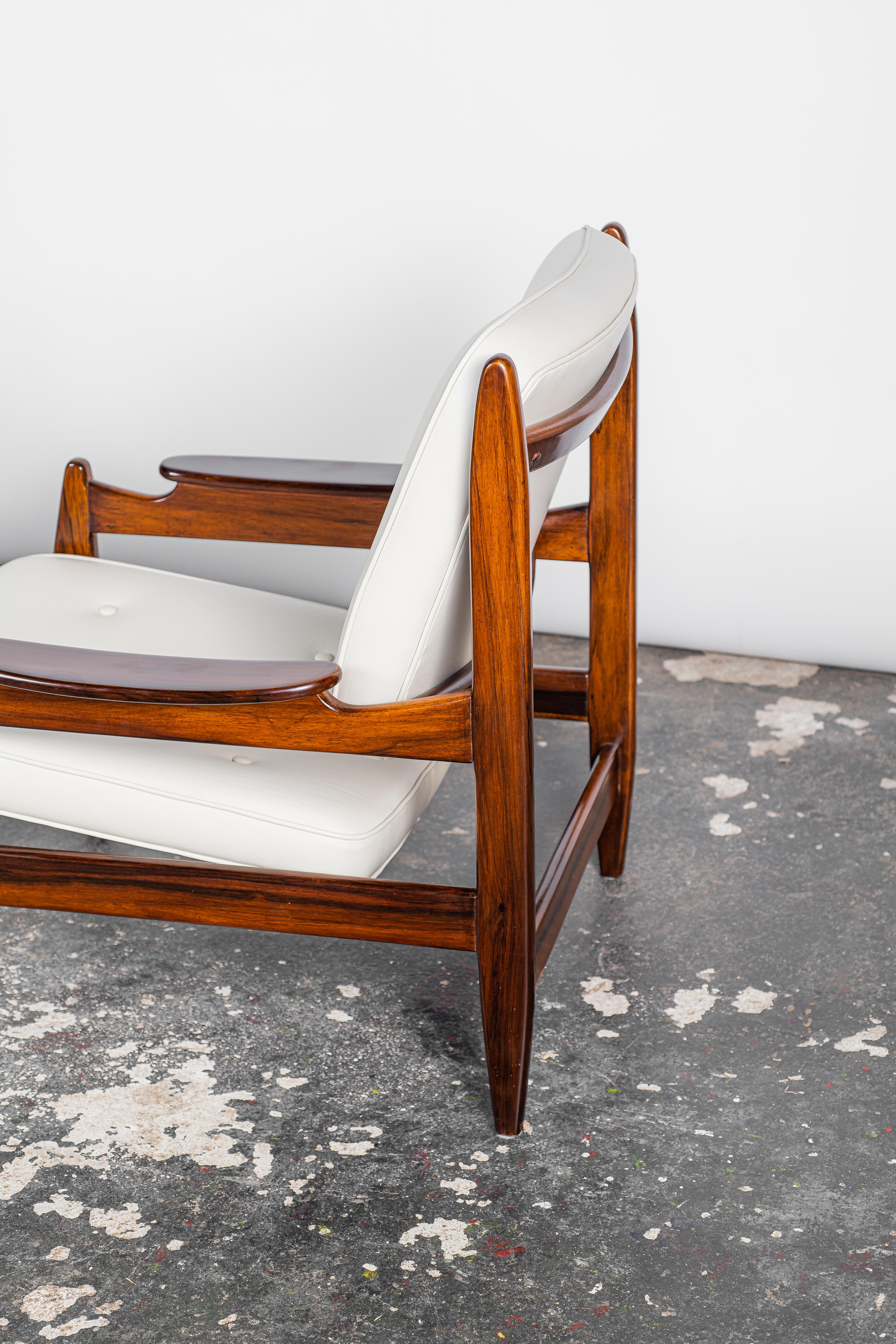 Mid-20th Century Alexandre Rapoport - Brazilian Mid-Century Modern 60' For Sale